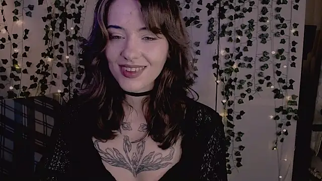 risha laas online show from November 19, 2025, 8:09 pm