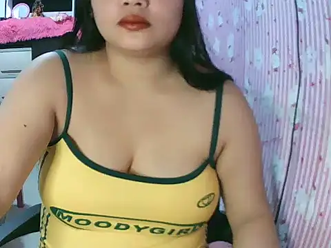 shaira4u online show from March 11, 2026, 3:34 am