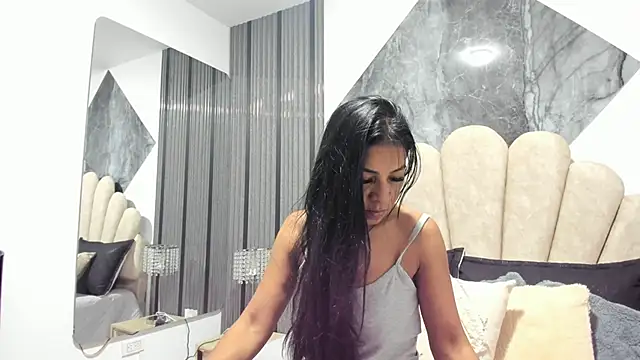 Naughty  Mom online show from February 17, 2026, 7:49 am