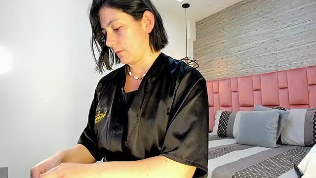 SarahDeyvis online show from February 19, 2025, 4:22 pm