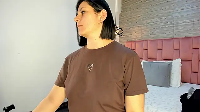 SarahDeyvis online show from March 18, 2025, 10:48 pm