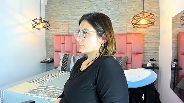 SarahDeyvis online show from October 2, 2025, 7:21 pm