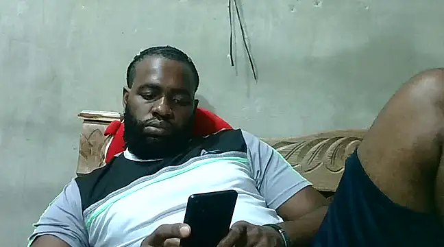 2ocmaxi online show from February 9, 2025, 10:11 pm