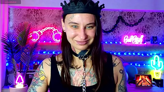 Cool Freak  online show from January 10, 2026, 10:28 am