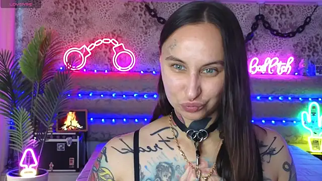 Snapshot of Cool_Freak_ chatting on July 26, 2026, 10:22 am Cool Freak online show from July 26, 2026, 10:22 am