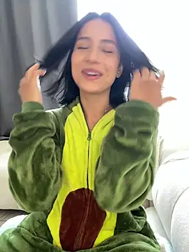 Ale Lewis online show from February 14, 2025, 8:37 pm