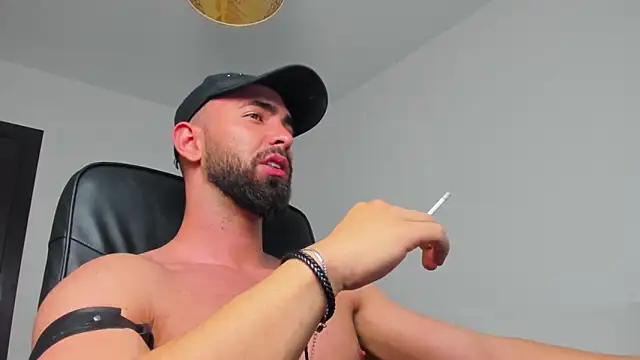 MichaelMasterss online show from December 17, 2024, 12:34 am