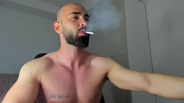 Snapshot of MichaelMasterss chatting on April 27, 2026, 9:02 pm MichaelMasterss online show from April 27, 2026, 9:02 pm