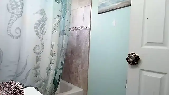 SexyNikki6969 online show from January 7, 2026, 8:33 pm