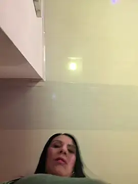 Snapshot of saaalome_1 chatting on June 9, 2026, 10:10 pm saaalome 1 online show from June 9, 2026, 10:10 pm