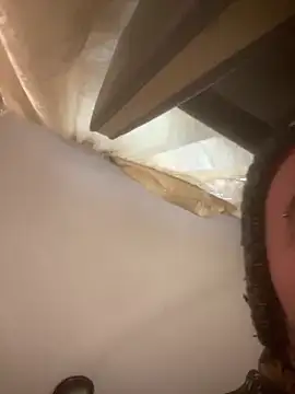 Snapshot of Cristian-Brayan chatting on January 14, 2025, 2:00 pm Cristian-Brayan online show from January 14, 2025, 2:00 pm