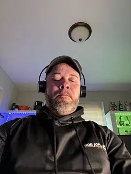 Snapshot of Cristian-Brayan chatting on March 11, 2025, 12:28 pm Cristian-Brayan online show from March 11, 2025, 12:28 pm