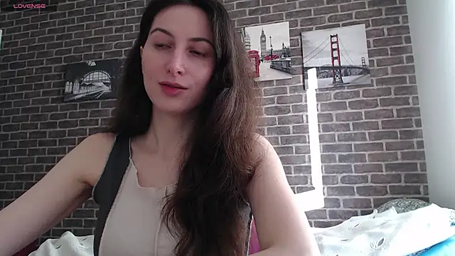  Hot Lady  online show from January 6, 2025, 4:13 pm