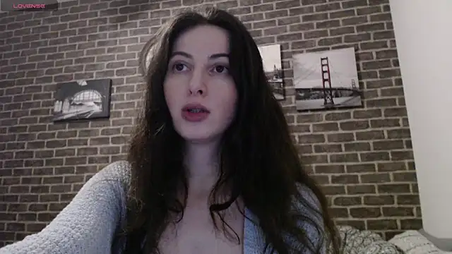  Hot Lady  online show from March 7, 2025, 7:16 pm