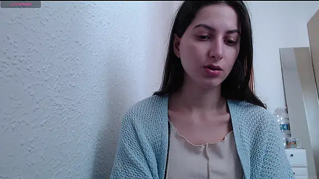  Hot Lady  online show from September 25, 2025, 12:53 pm