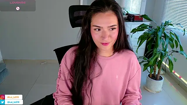 ImLui lu online show from January 27, 2025, 10:06 pm