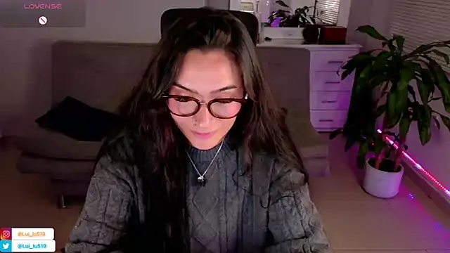 ImLui lu online show from February 13, 2025, 2:01 am