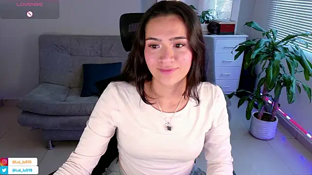 ImLui lu online show from February 18, 2025, 10:25 pm