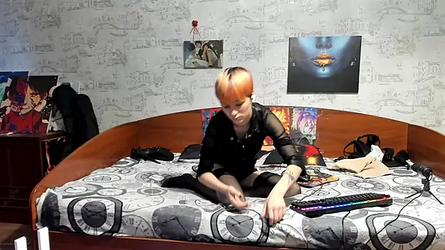 KagamiTayga online show from April 23, 2026, 2:46 am