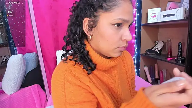 Snapshot of iriss_25 chatting on February 7, 2025, 9:26 am iriss 25 online show from February 7, 2025, 9:26 am