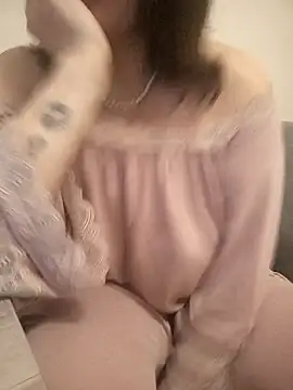 ROXOLANAA SEXY online show from April 9, 2026, 2:22 am