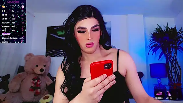 Sophiesweet5 online show from September 29, 2025, 2:44 pm