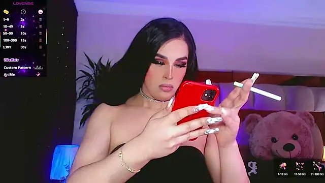 Snapshot of Sophiesweet5 chatting on February 14, 2026, 2:30 am Sophiesweet5 online show from February 14, 2026, 2:30 am