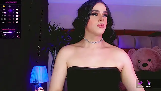 Snapshot of Sophiesweet5 chatting on February 24, 2026, 7:06 am Sophiesweet5 online show from February 24, 2026, 7:06 am