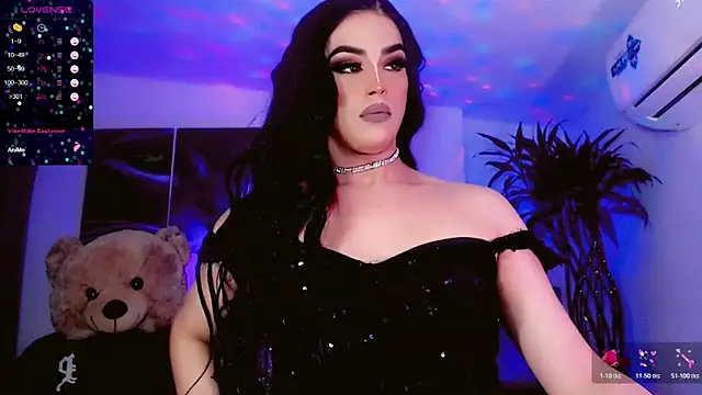 Sophiesweet5 online show from April 19, 2026, 6:56 am