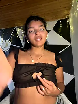 emilyharber online show from November 8, 2025, 7:23 pm