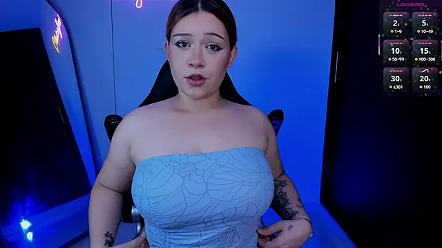 daniela hornny online show from July 24, 2026, 4:43 am