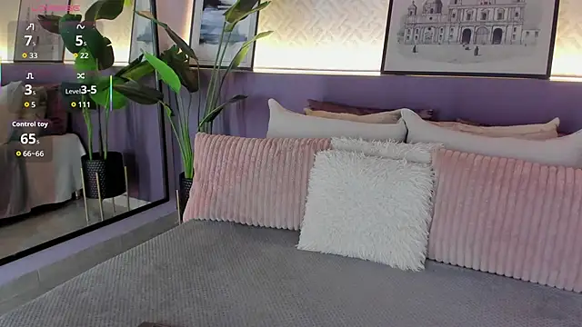 susan cute198 online show from November 8, 2025, 12:16 pm