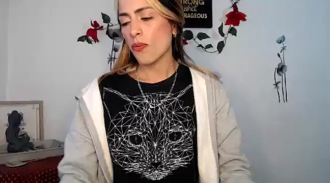 Liamiler01  online show from December 20, 2024, 11:21 am