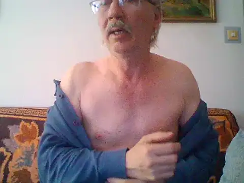 Snapshot of cumloverboyxx69 chatting on February 19, 2025, 1:17 pm cumloverboyxx69 online show from February 19, 2025, 1:17 pm