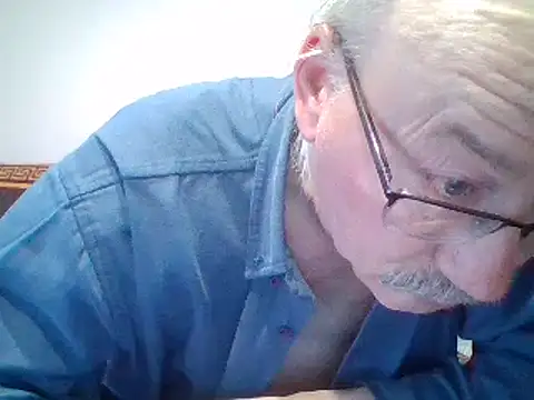 Snapshot of cumloverboyxx69 chatting on February 22, 2025, 4:18 am cumloverboyxx69 online show from February 22, 2025, 4:18 am