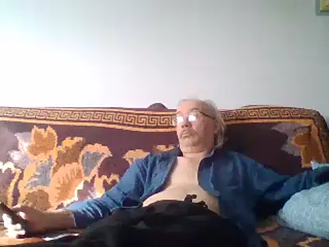 Snapshot of cumloverboyxx69 chatting on February 23, 2025, 8:39 am cumloverboyxx69 online show from February 23, 2025, 8:39 am