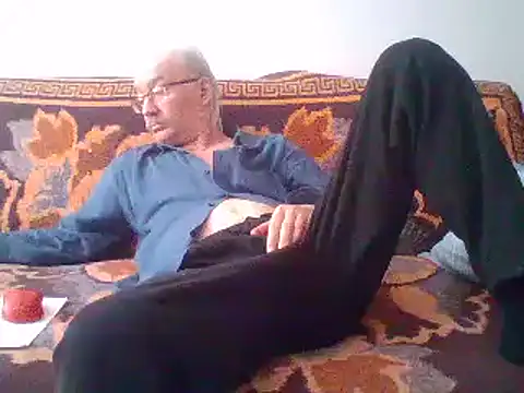 Snapshot of cumloverboyxx69 chatting on February 23, 2025, 11:44 am cumloverboyxx69 online show from February 23, 2025, 11:44 am