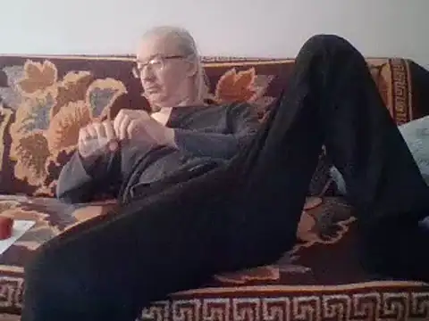 Snapshot of cumloverboyxx69 chatting on March 22, 2025, 8:51 am cumloverboyxx69 online show from March 22, 2025, 8:51 am