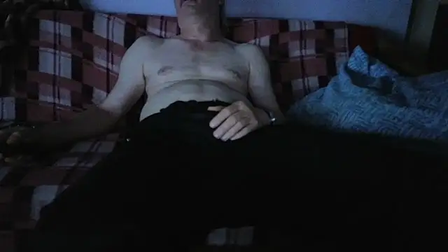 Snapshot of cumloverboyxx69 chatting on November 23, 2025, 12:32 am cumloverboyxx69 online show from November 23, 2025, 12:32 am