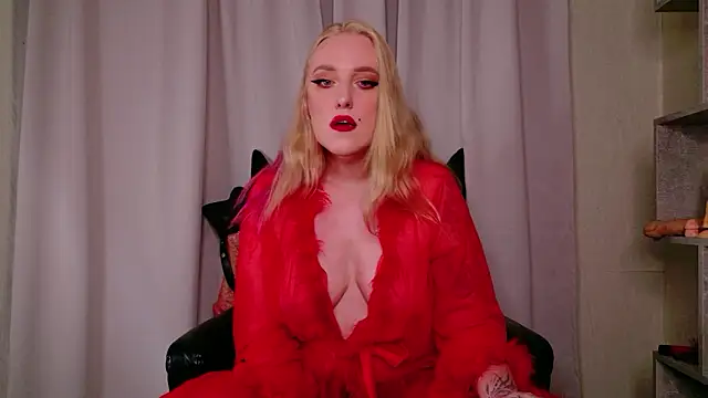 Snapshot of Frau__Lilith chatting on March 28, 2026, 7:13 pm Frau Lilith online show from March 28, 2026, 7:13 pm