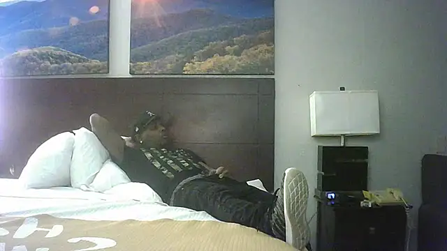 Snapshot of ThugDick79 chatting on March 2, 2025, 6:37 am ThugDick79 online show from March 2, 2025, 6:37 am