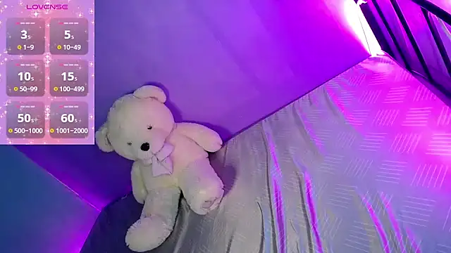 katie white online show from January 14, 2026, 9:48 am