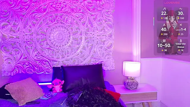 MalaikaBrown online show from December 1, 2025, 12:32 pm