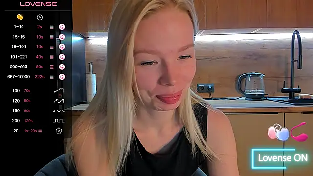 Snapshot of Olivia_Bells chatting on March 19, 2026, 9:19 pm Olivia Bells online show from March 19, 2026, 9:19 pm