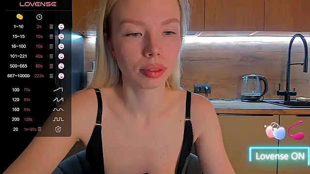 Snapshot of Olivia_Bells chatting on March 22, 2026, 9:29 pm Olivia Bells online show from March 22, 2026, 9:29 pm