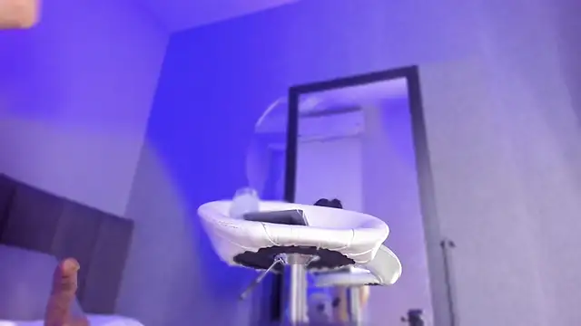 babepolly online show from February 12, 2025, 10:35 am