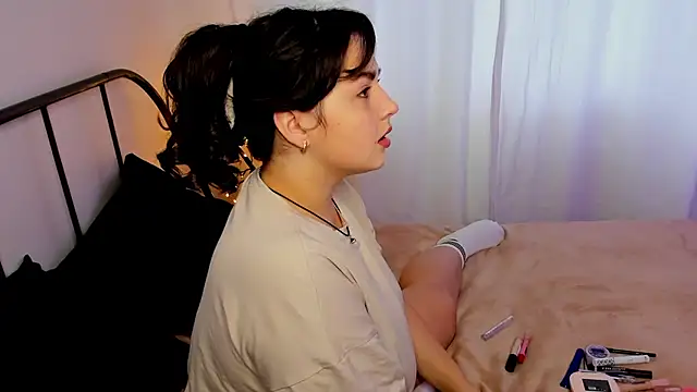 Talla a online show from November 16, 2025, 9:04 am