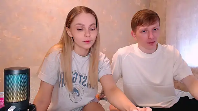 juliaanddima online show from February 20, 2026, 7:10 am