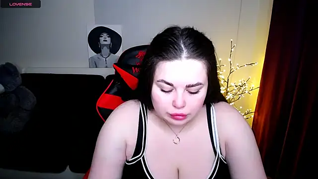 Emily Mo online show from January 30, 2025, 6:35 am