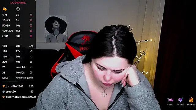 Emily Mo online show from February 15, 2025, 9:27 am